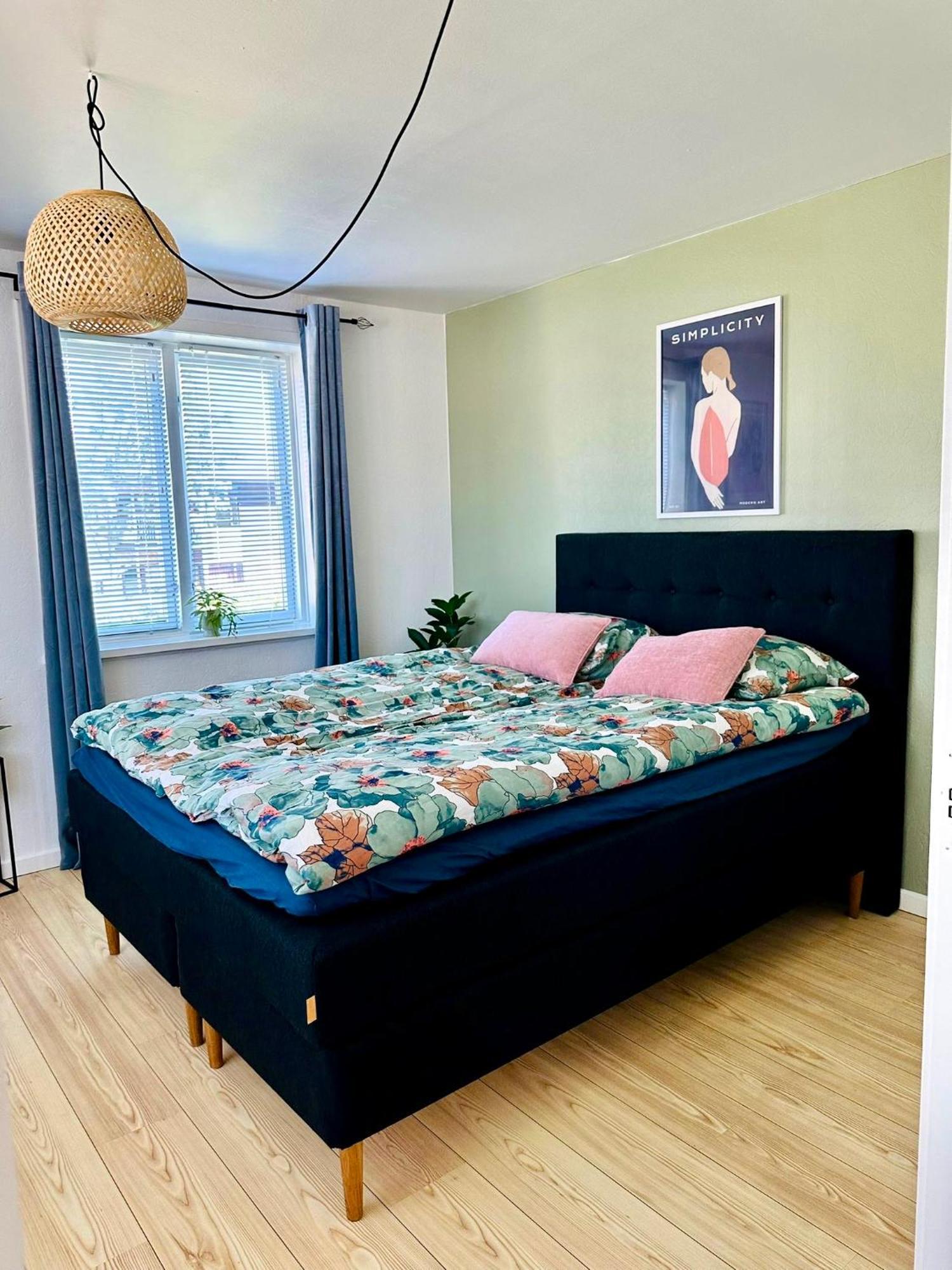 5 Minute Walk To Lego House - 50M2 Cozy Apartment- D Unit Billund Quarto foto